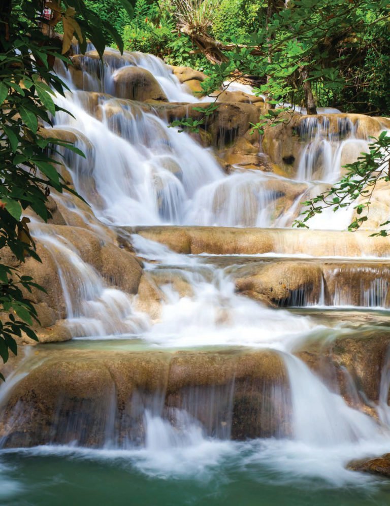 Dunn’s River Falls - Jamaica Tourism Guide