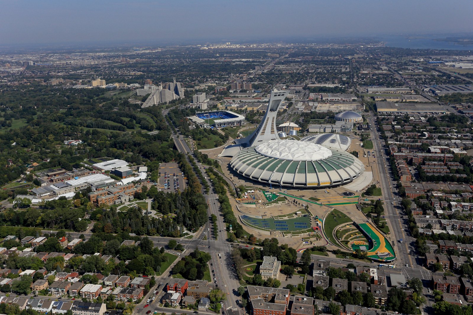 Olympic Stadium / Stade Olympic / Stade Olympique - Montreal