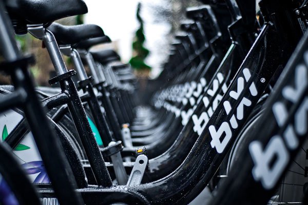 Toronto BIXI bike sharing program